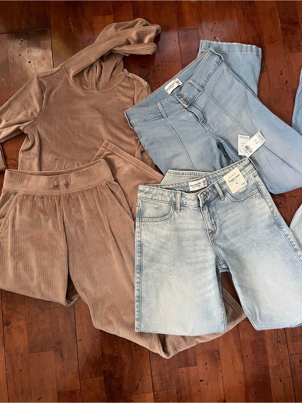 Abercrombie & fitch bundle